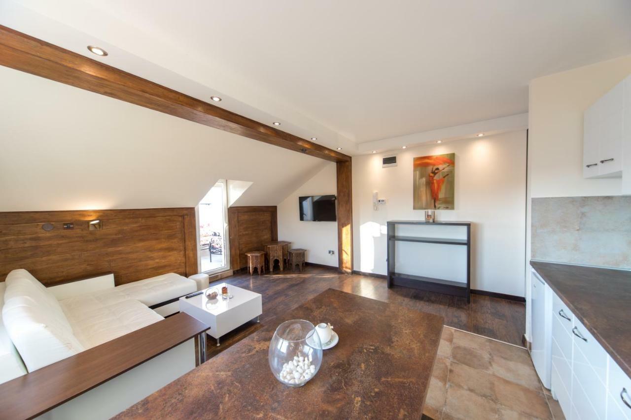 New And Nice Apartments Kragujevac Bagian luar foto
